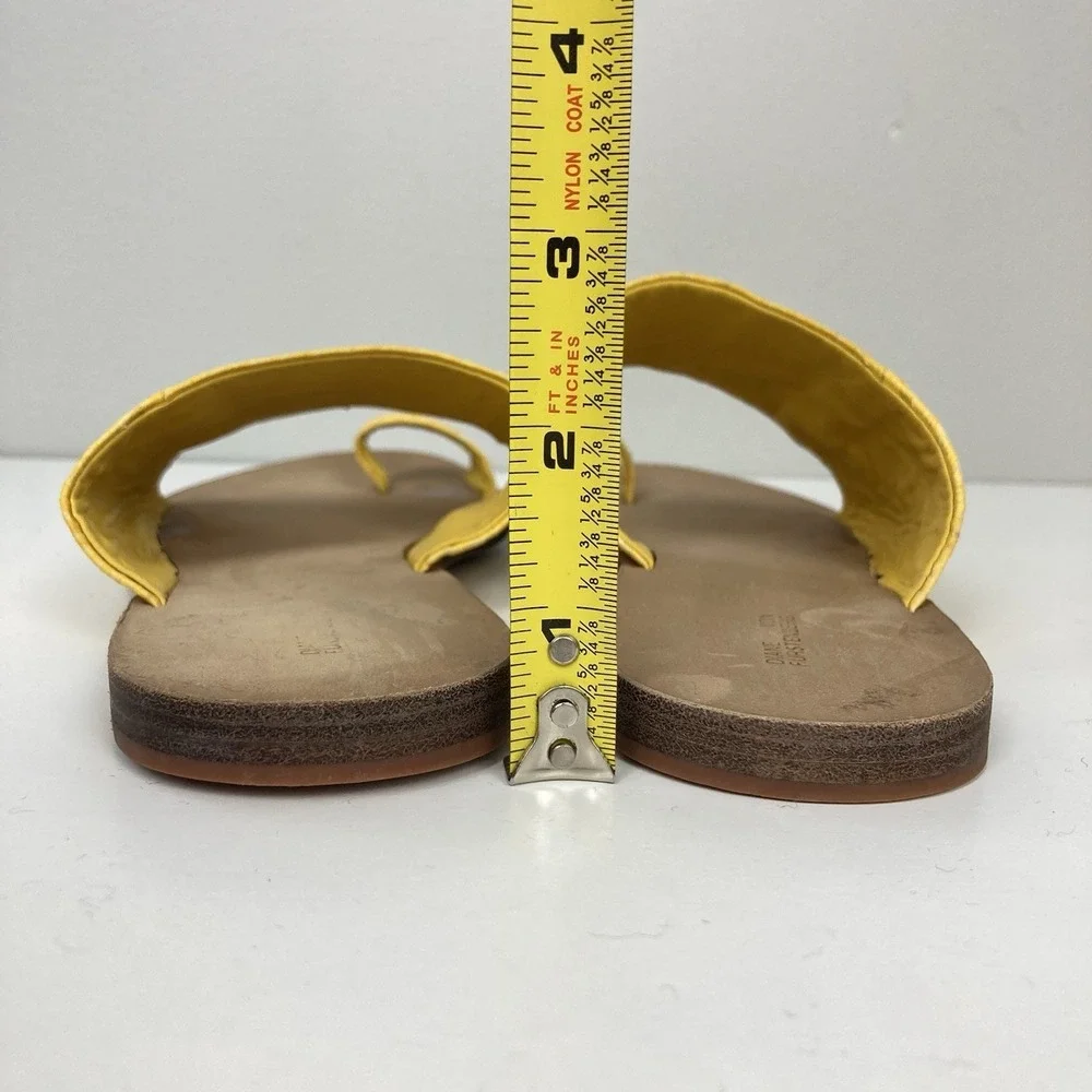 Diane Von Furstenberg DVF Brittany Slides Yellow Leather‎ Sandals Toe Strap 9 US